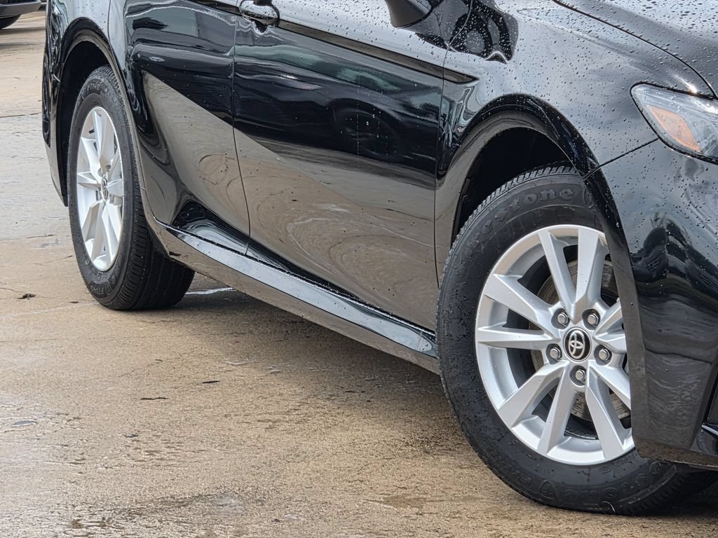 Used 2026 Toyota Camry LE FWD image 12