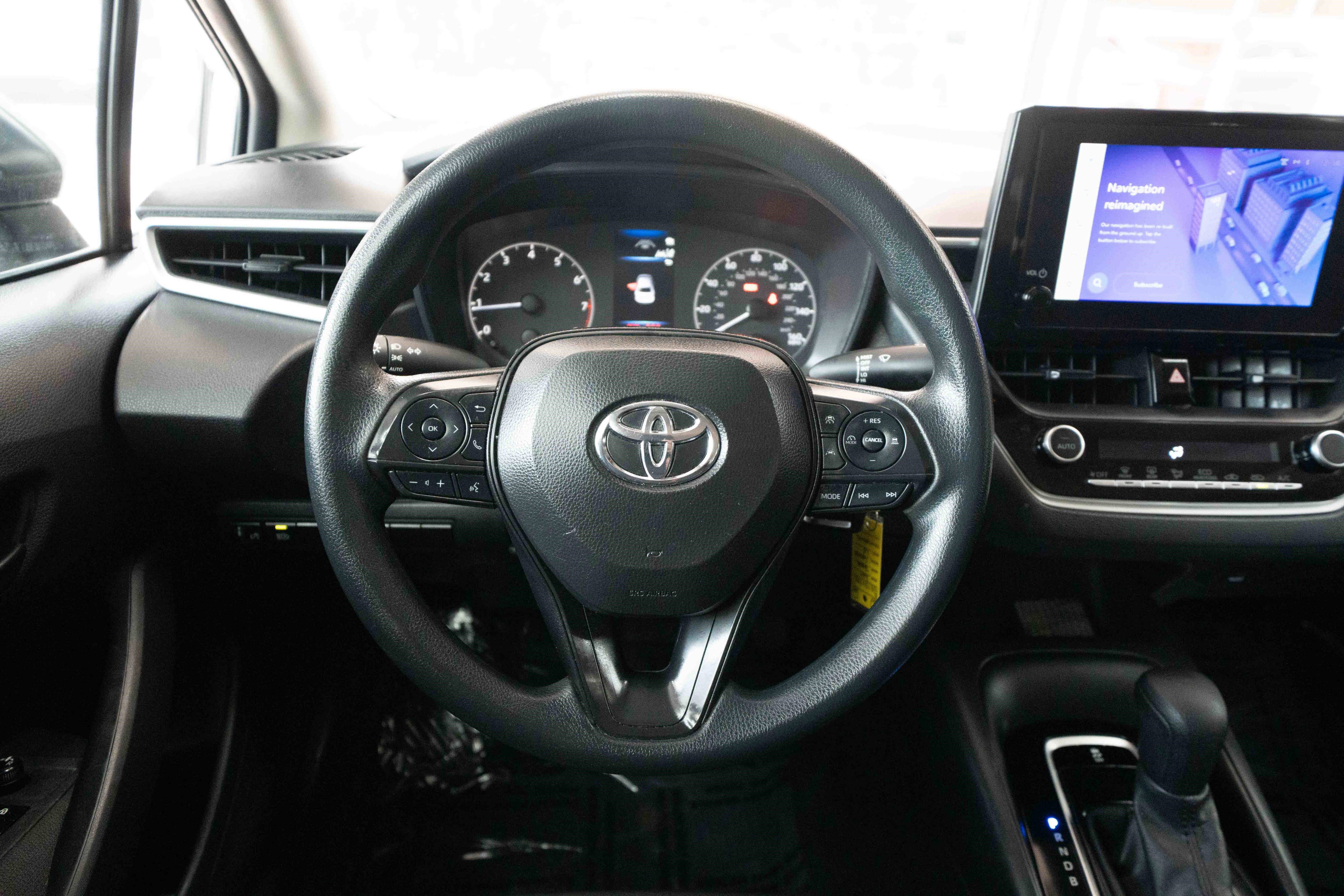Used 2024 Toyota Corolla LE image 21