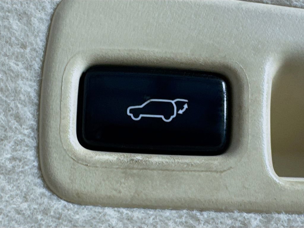 Used 2015 Lexus RX 450h FWD image 32