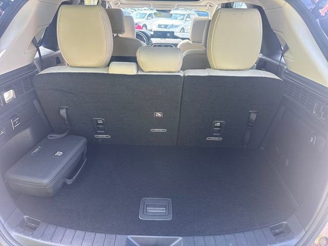 Used 2024 MAZDA CX-90 Plug-In Hybrid w/ Premium Pkg image 22