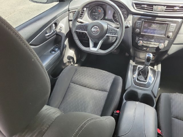 Used 2020 Nissan Rogue SV FWD image 14