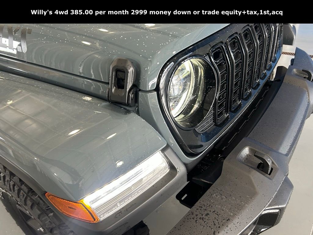 New 2025 Jeep Gladiator Sport image 5