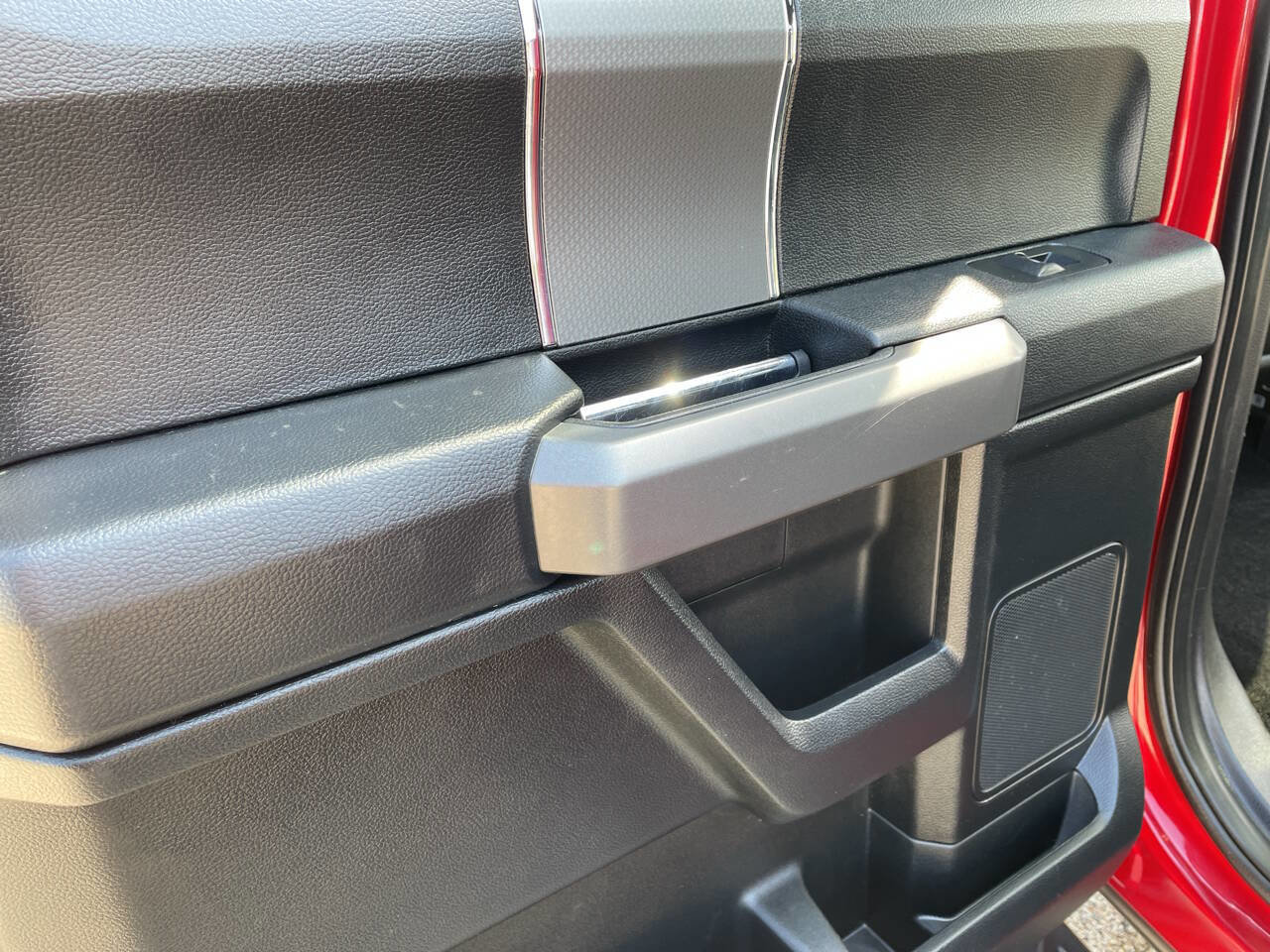 Used 2017 Ford F150 XLT w/ Equipment Group 302A Luxury image 88