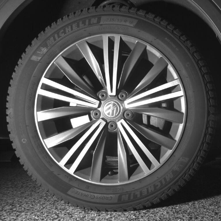 Used 2019 Volkswagen Tiguan SEL AWD/4WD image 10