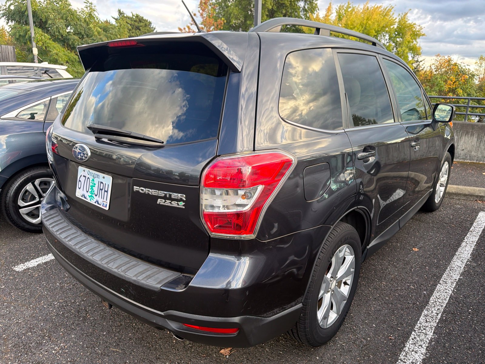 Used 2014 Subaru Forester 2.5i Limited w/ Popular Package #1 AWD/4WD image 4