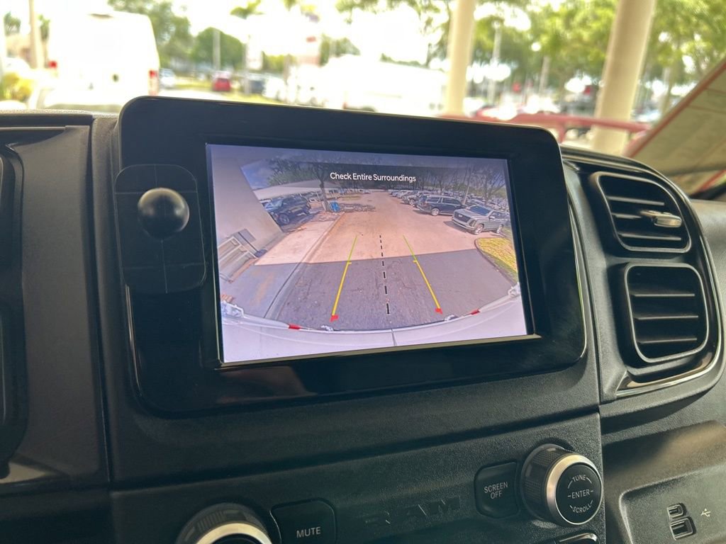 Used 2025 RAM ProMaster 2500 w/ Convenience Group FWD image 9