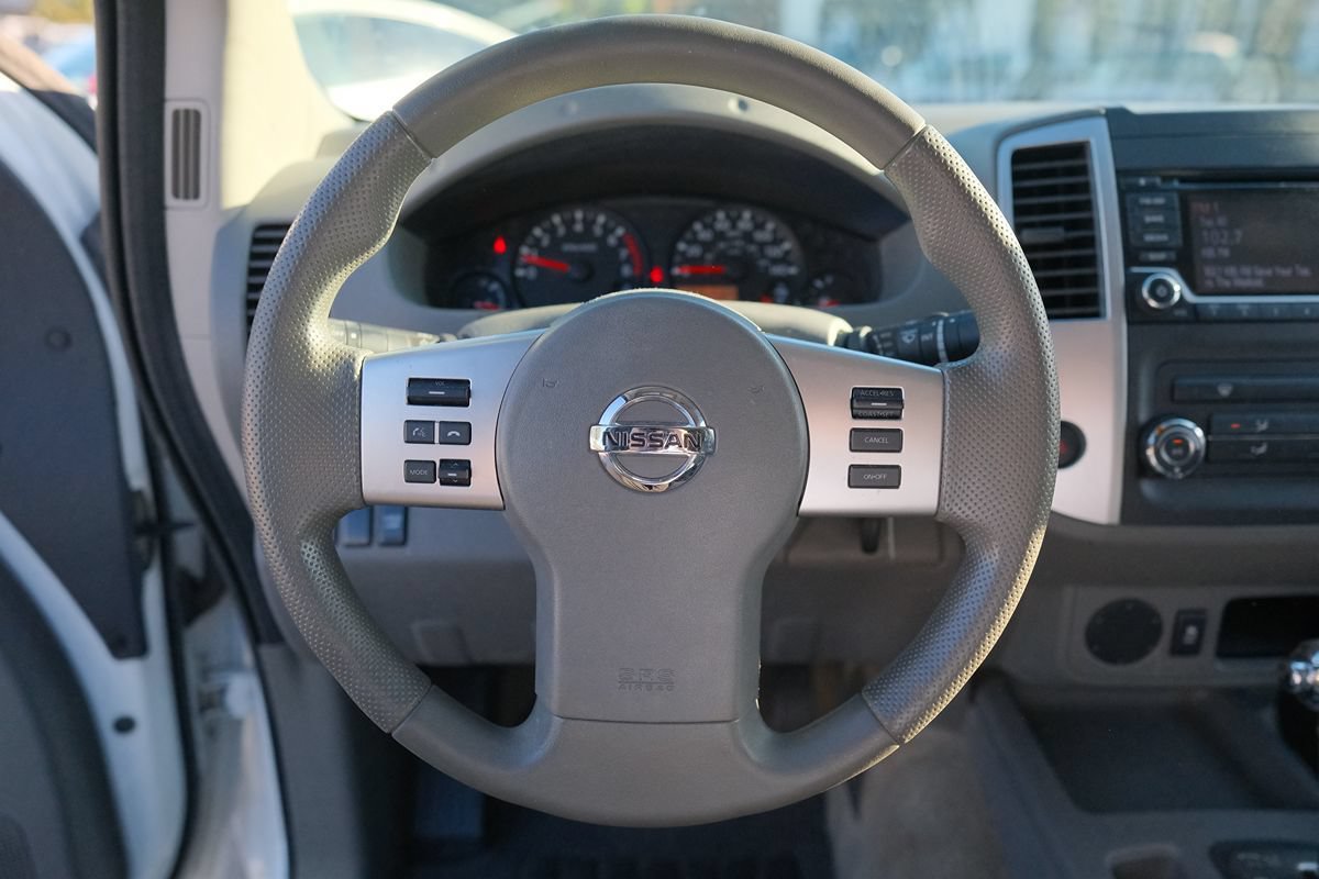 Used 2017 Nissan Frontier SV RWD image 14