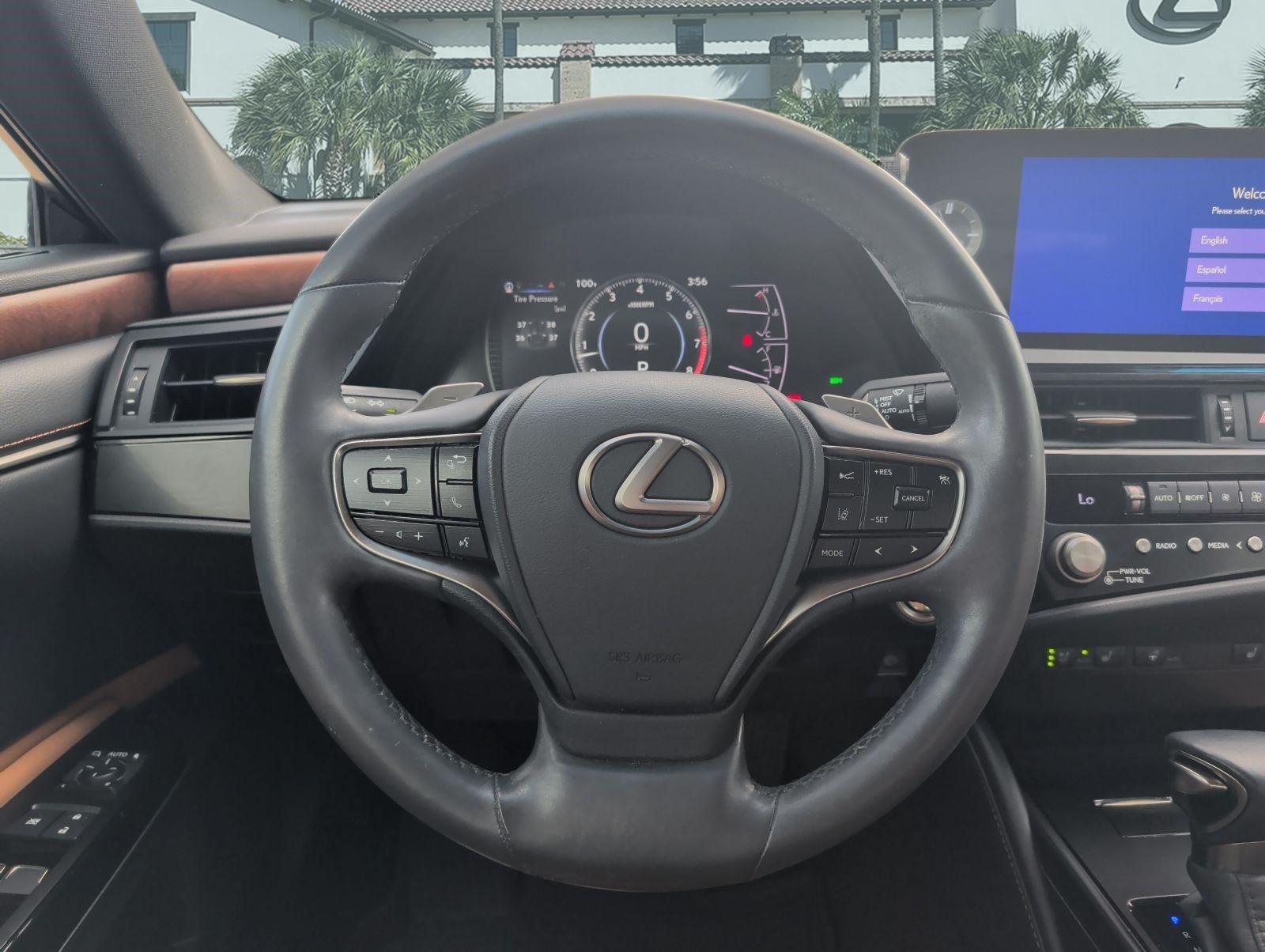 Used 2023 Lexus ES 350 w/ Premium Package FWD image 13