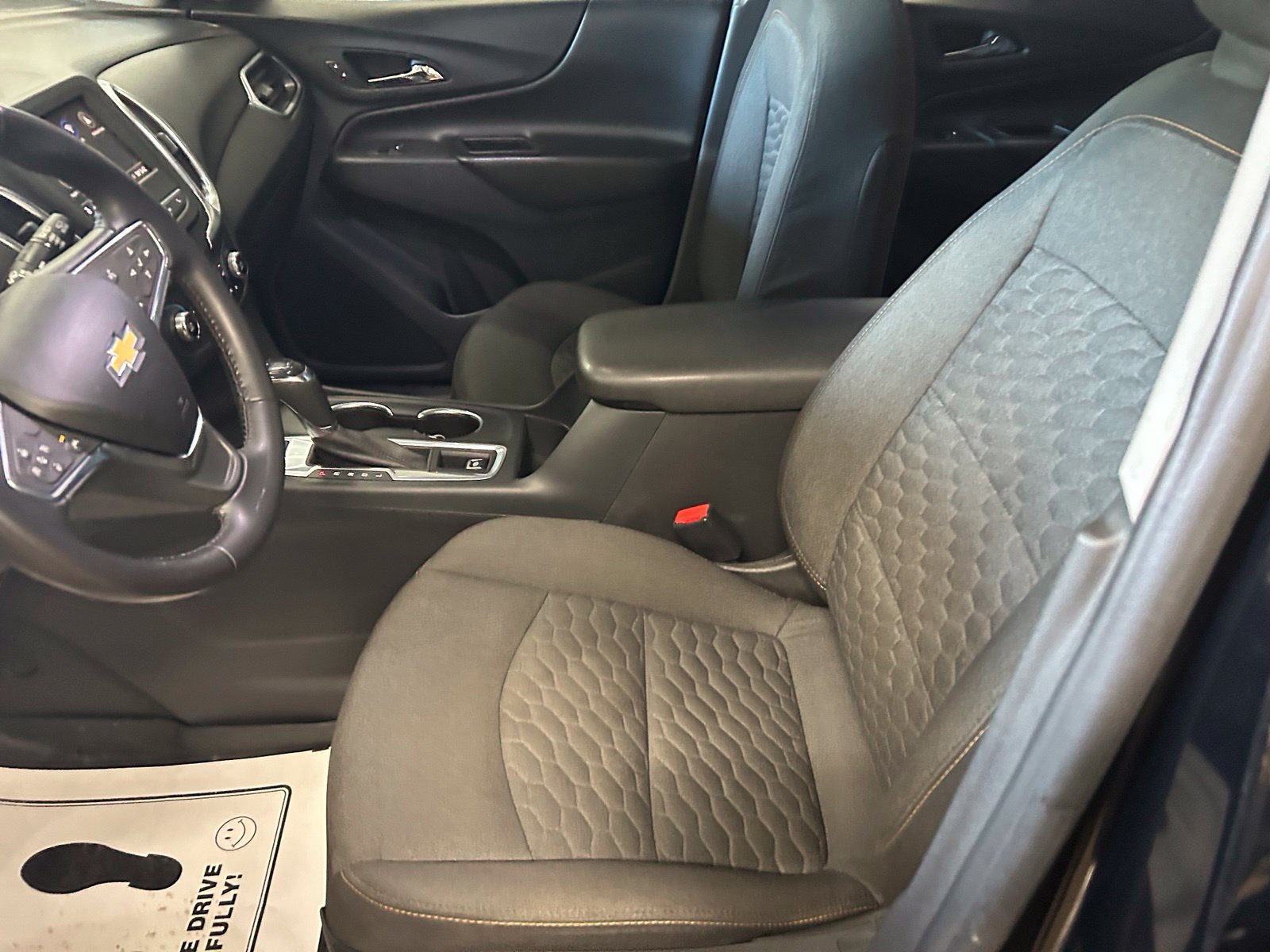Used 2020 Chevrolet Equinox LT AWD/4WD image 14