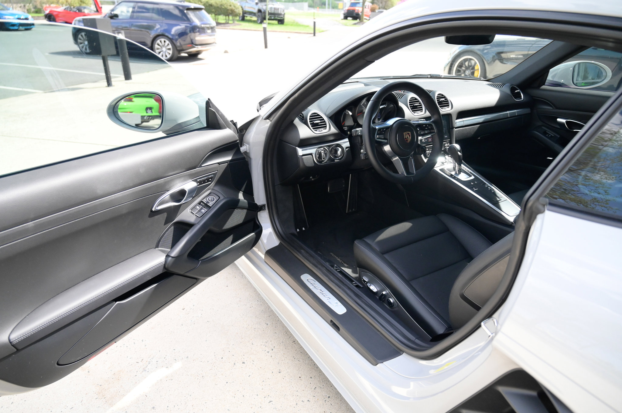 Used 2019 Porsche 718 Cayman S image 15