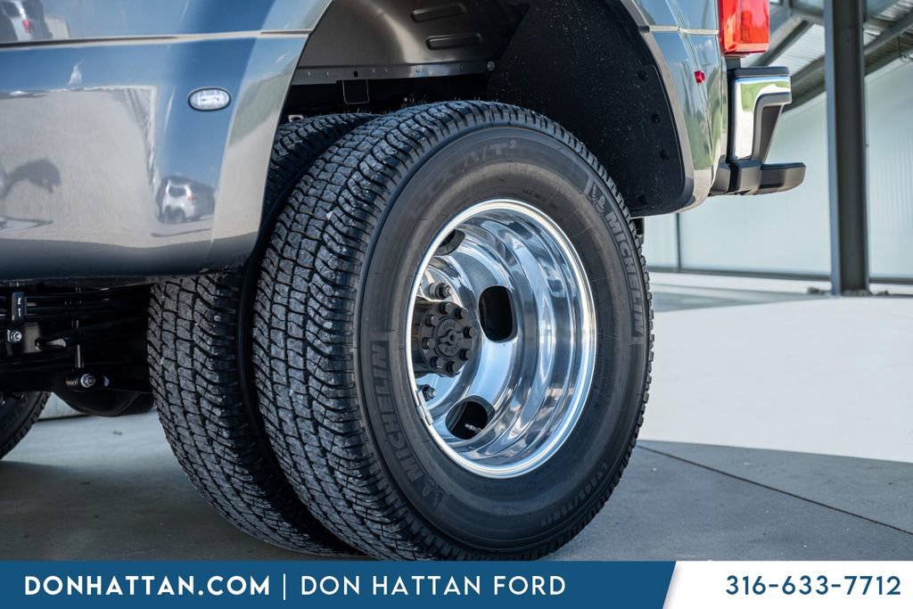 New 2026 Ford F350 Lariat w/ FX4 Off-Road Package AWD/4WD image 39
