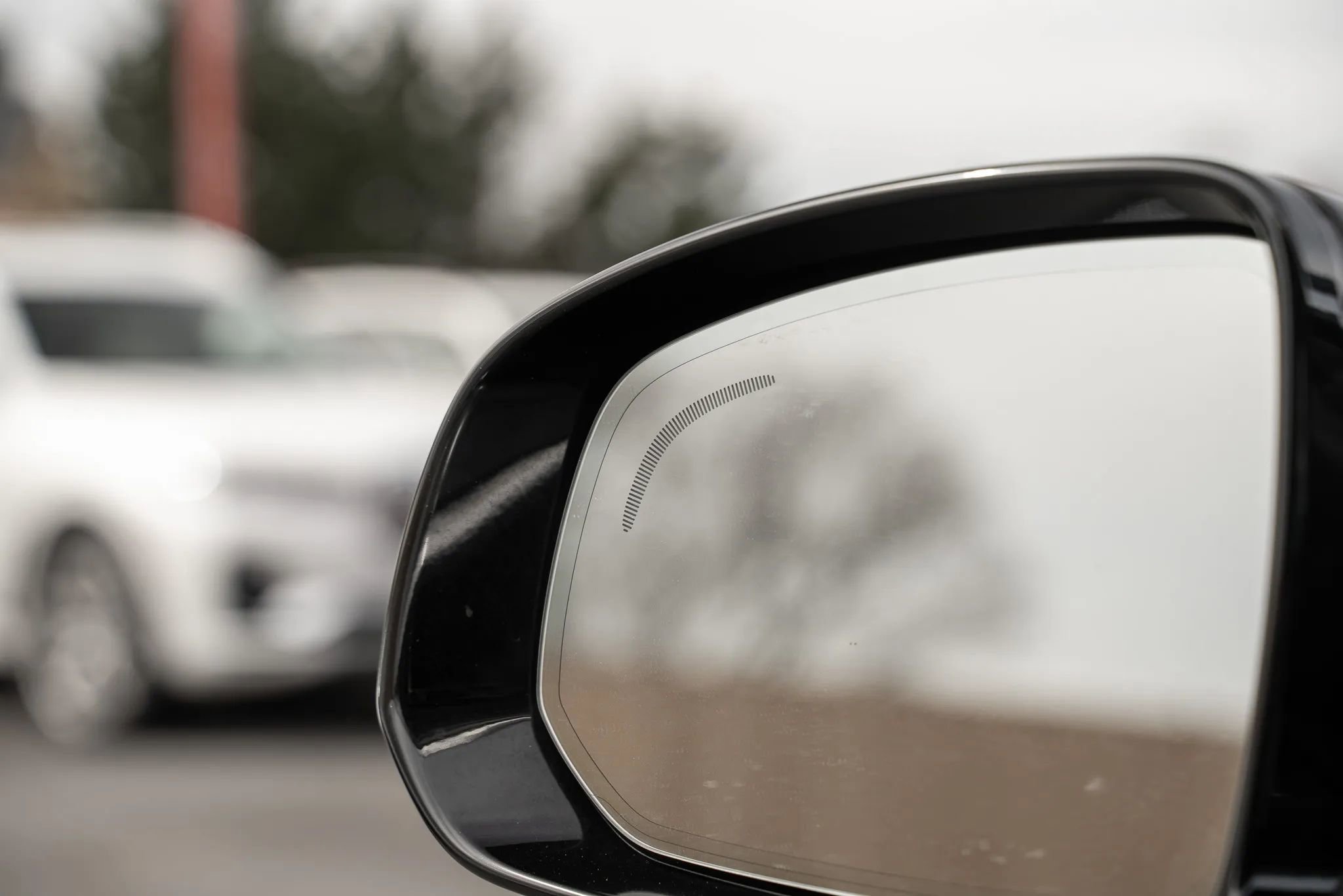 Used 2017 Volvo XC90 T6 Momentum w/ Vision Package image 20