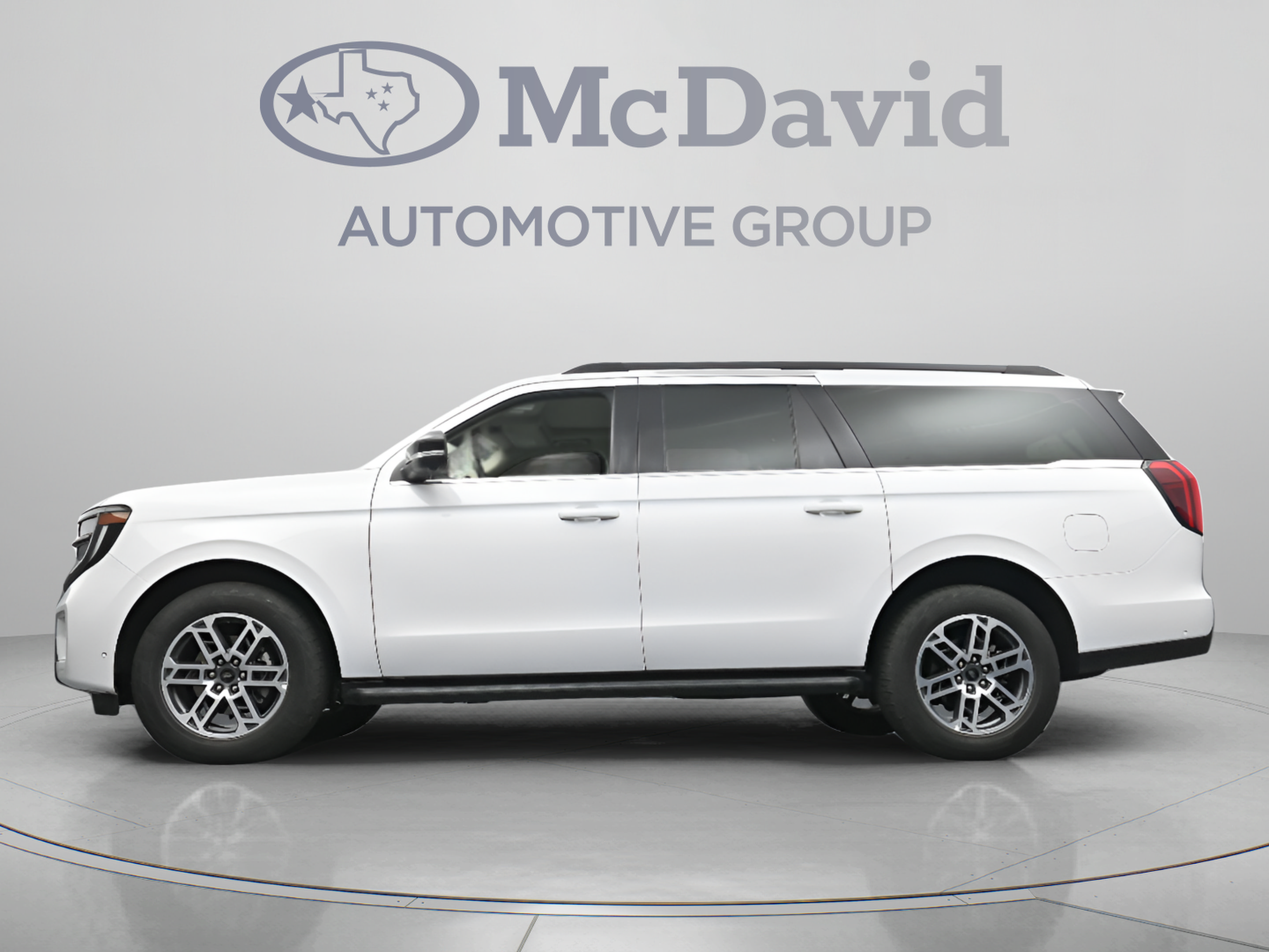 Used 2025 Ford Expedition Max Active AWD/4WD image 29