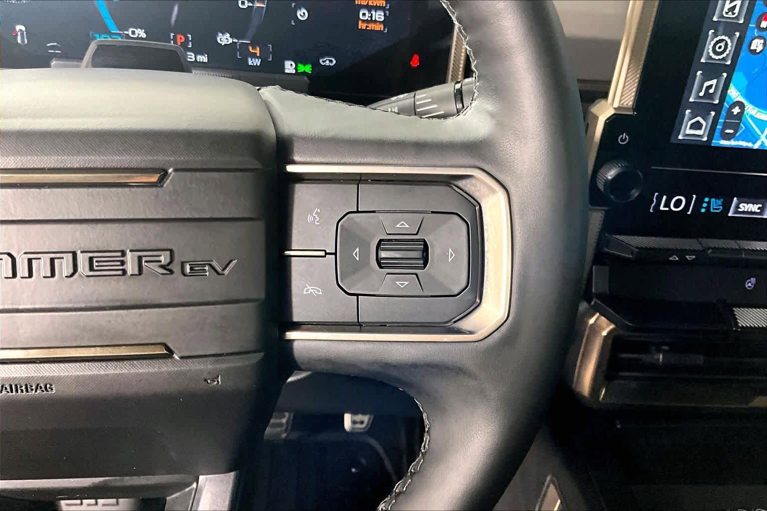 Used 2025 GMC Hummer EV 3X w/ LPO, Sport Package AWD/4WD image 22