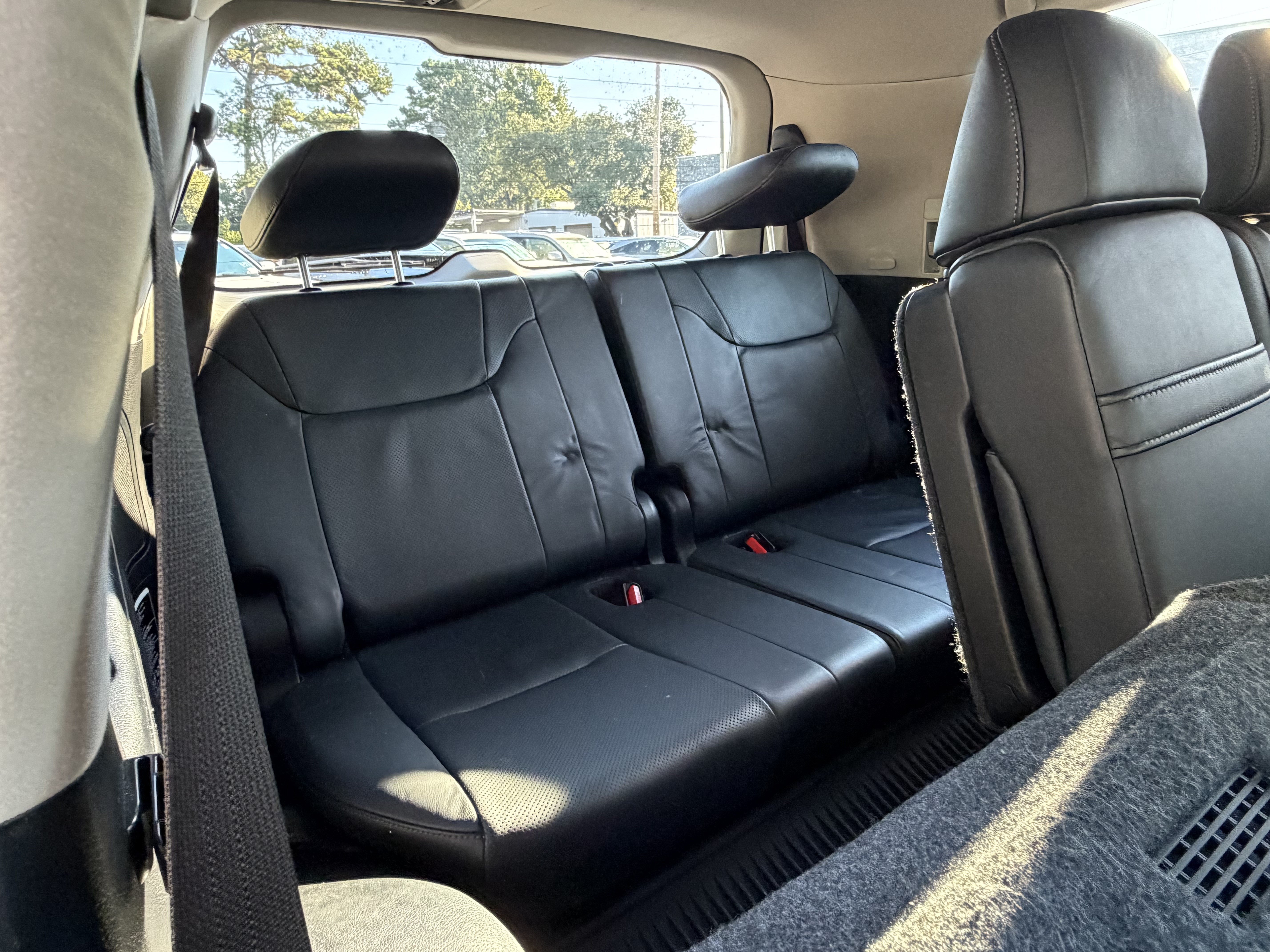 Used 2017 Lexus LX 570 4WD w/ Luxury Package image 49
