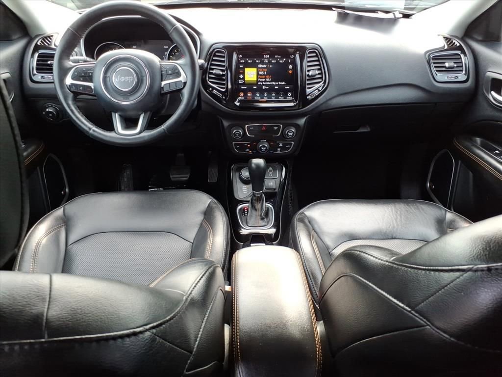 Used 2018 Jeep Compass Limited w/ Navigation Group image 10