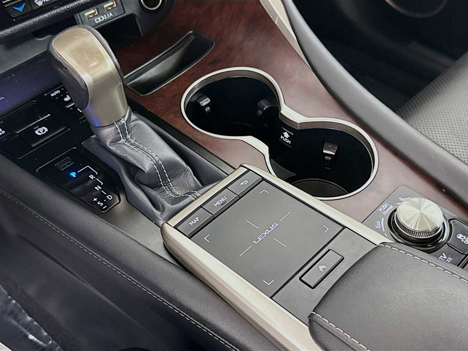 Used 2020 Lexus RX 450h AWD w/ Premium Package image 19