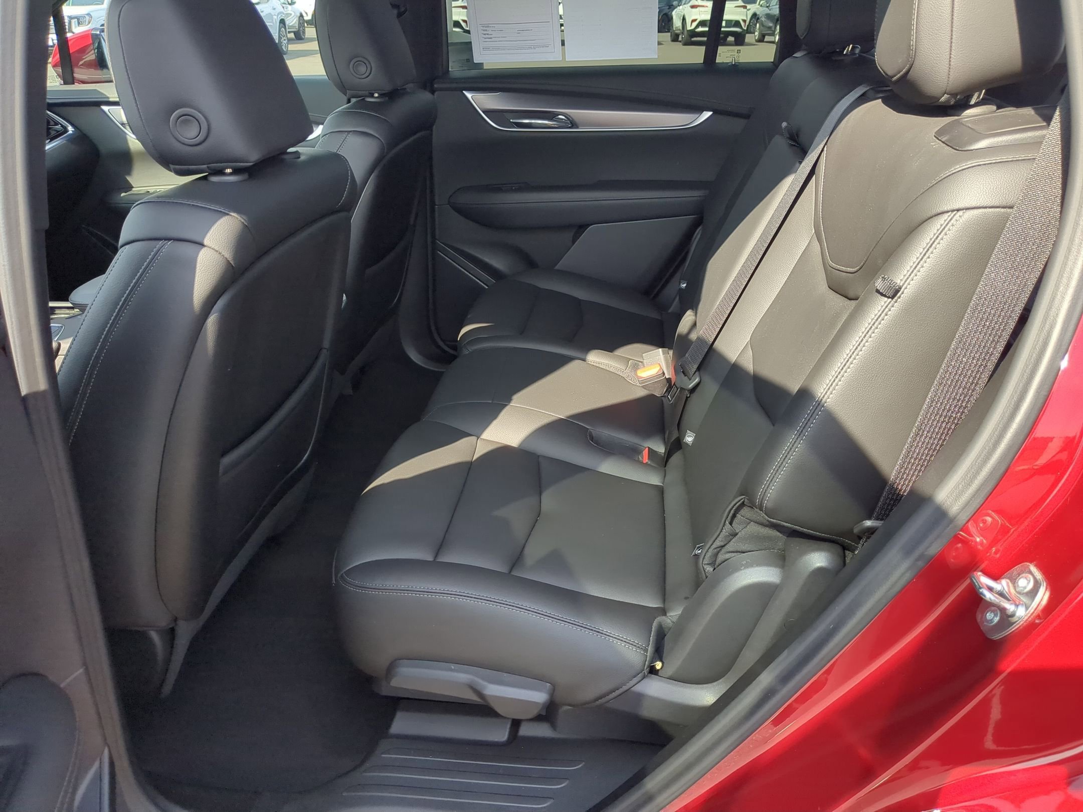 Certified 2024 Cadillac XT6 Luxury FWD image 24