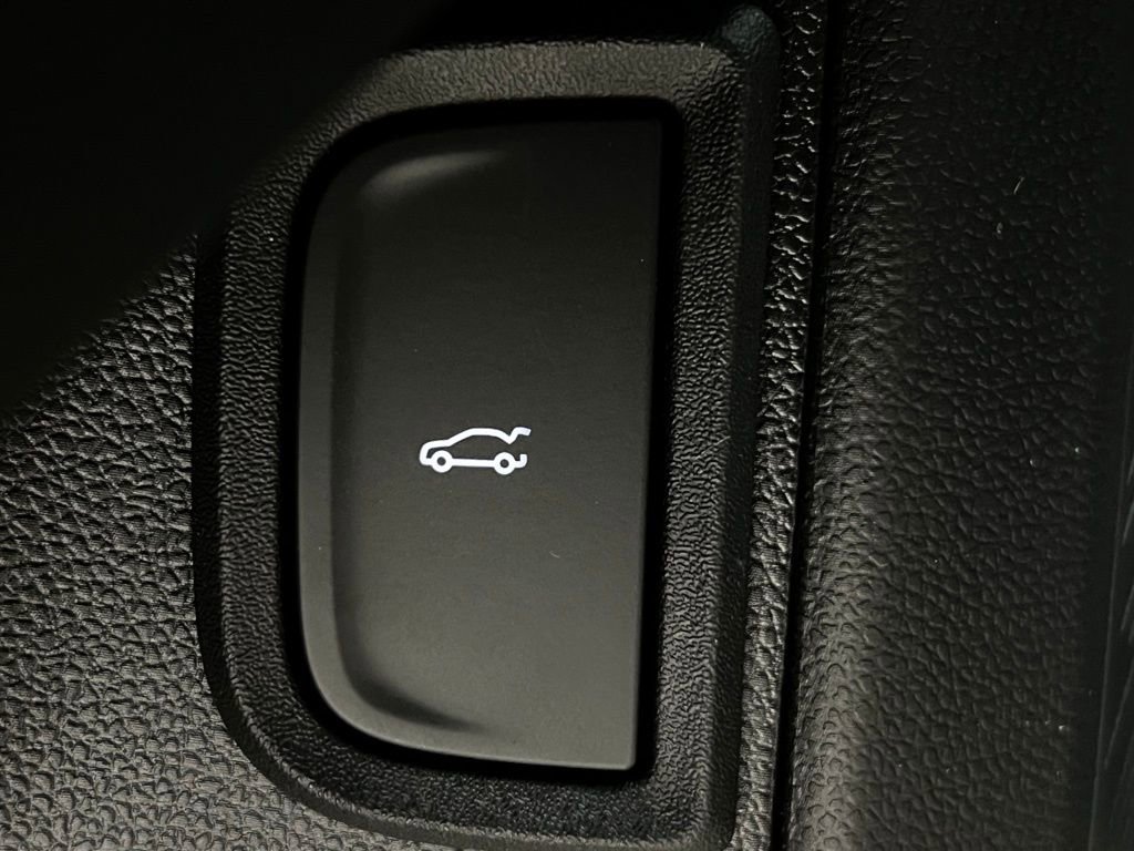 New 2026 Chevrolet Equinox RS image 18