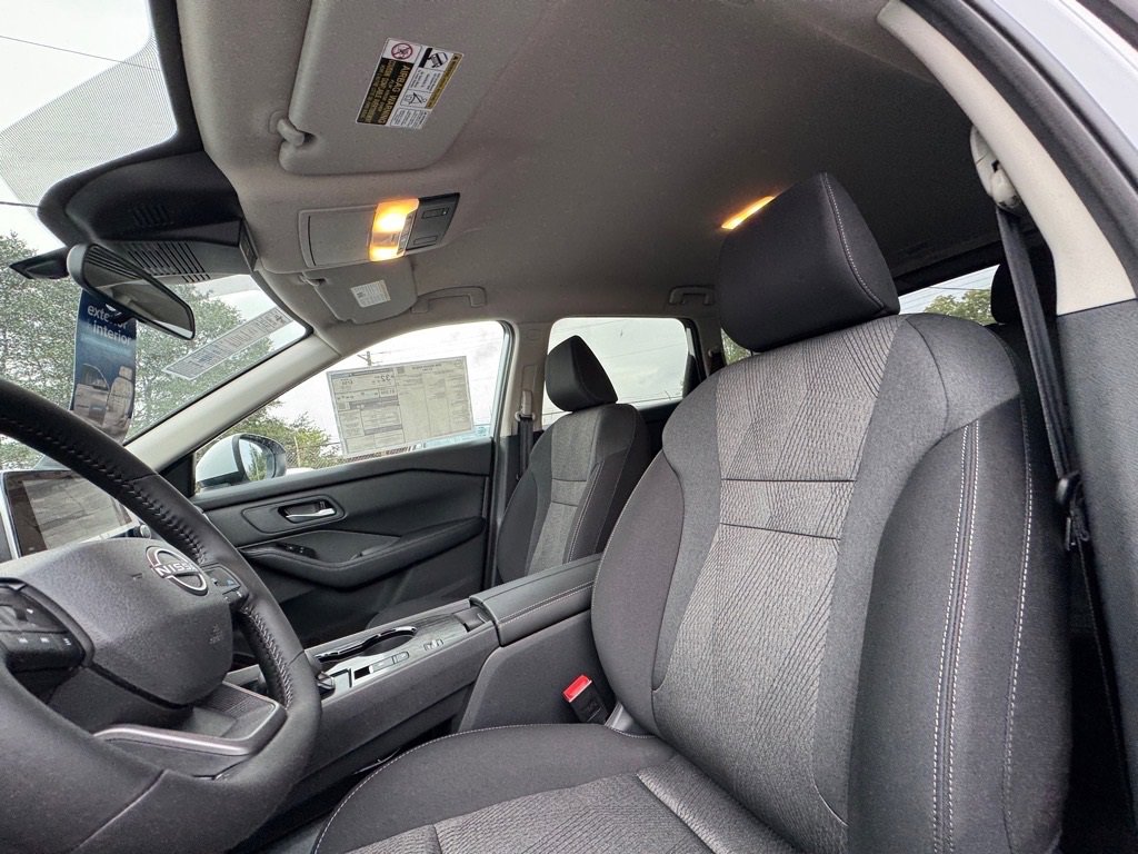 New 2026 Nissan Rogue SV image 16