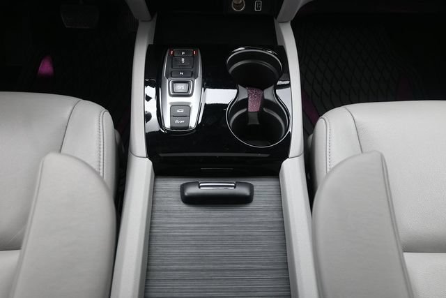 Used 2022 Honda Pilot Touring image 27