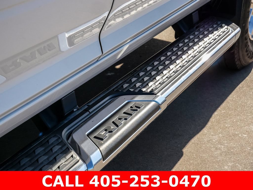 Used 2022 RAM 3500 Big Horn w/ Level C Equiment Group AWD/4WD image 12