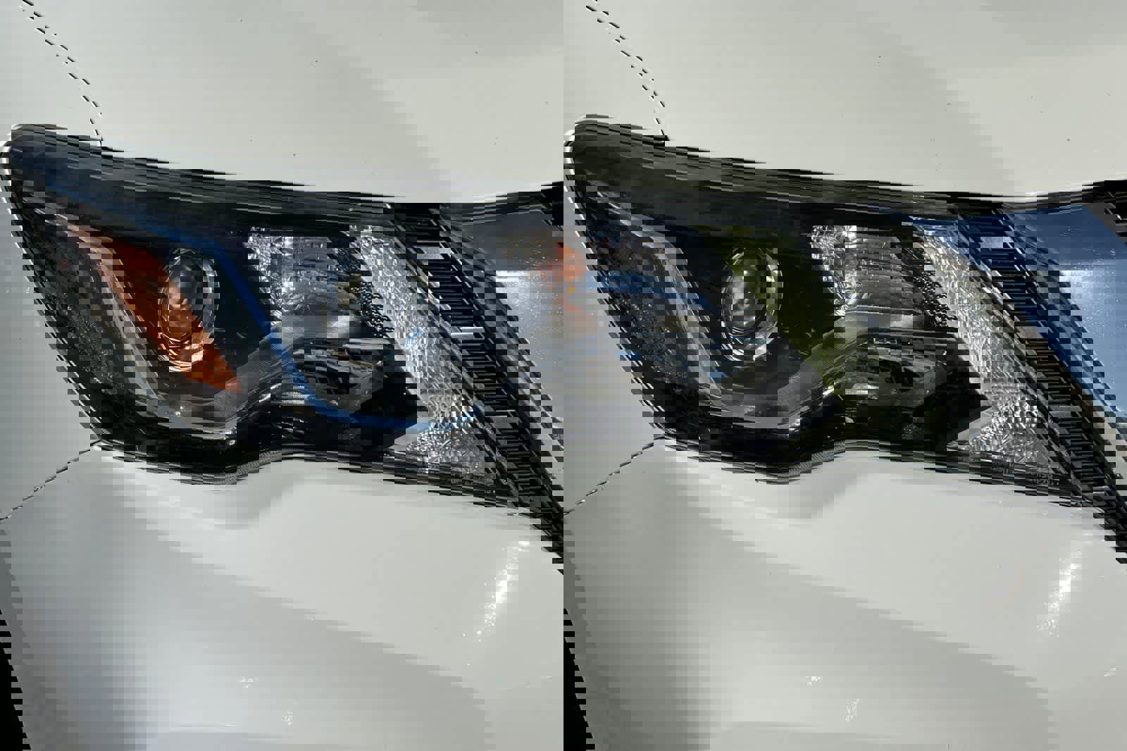 Used 2017 Nissan Pathfinder SV image 34