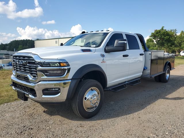 New 2025 RAM 5500 Tradesman AWD/4WD image 3