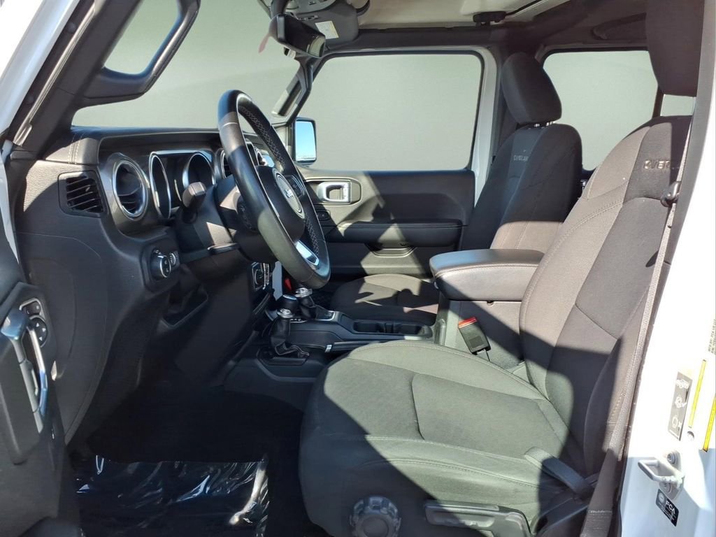 Used 2023 Jeep Gladiator Overland AWD/4WD image 5