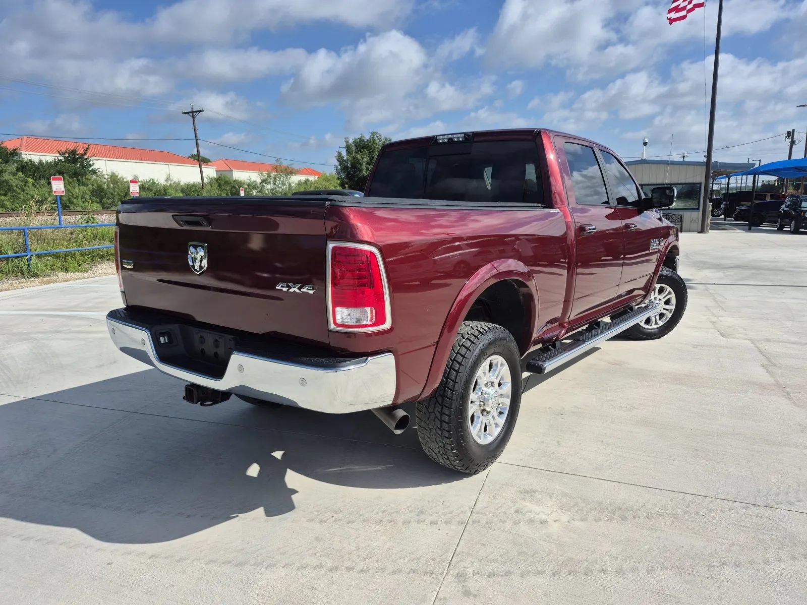 Used 2018 RAM 2500 Laramie AWD/4WD image 6