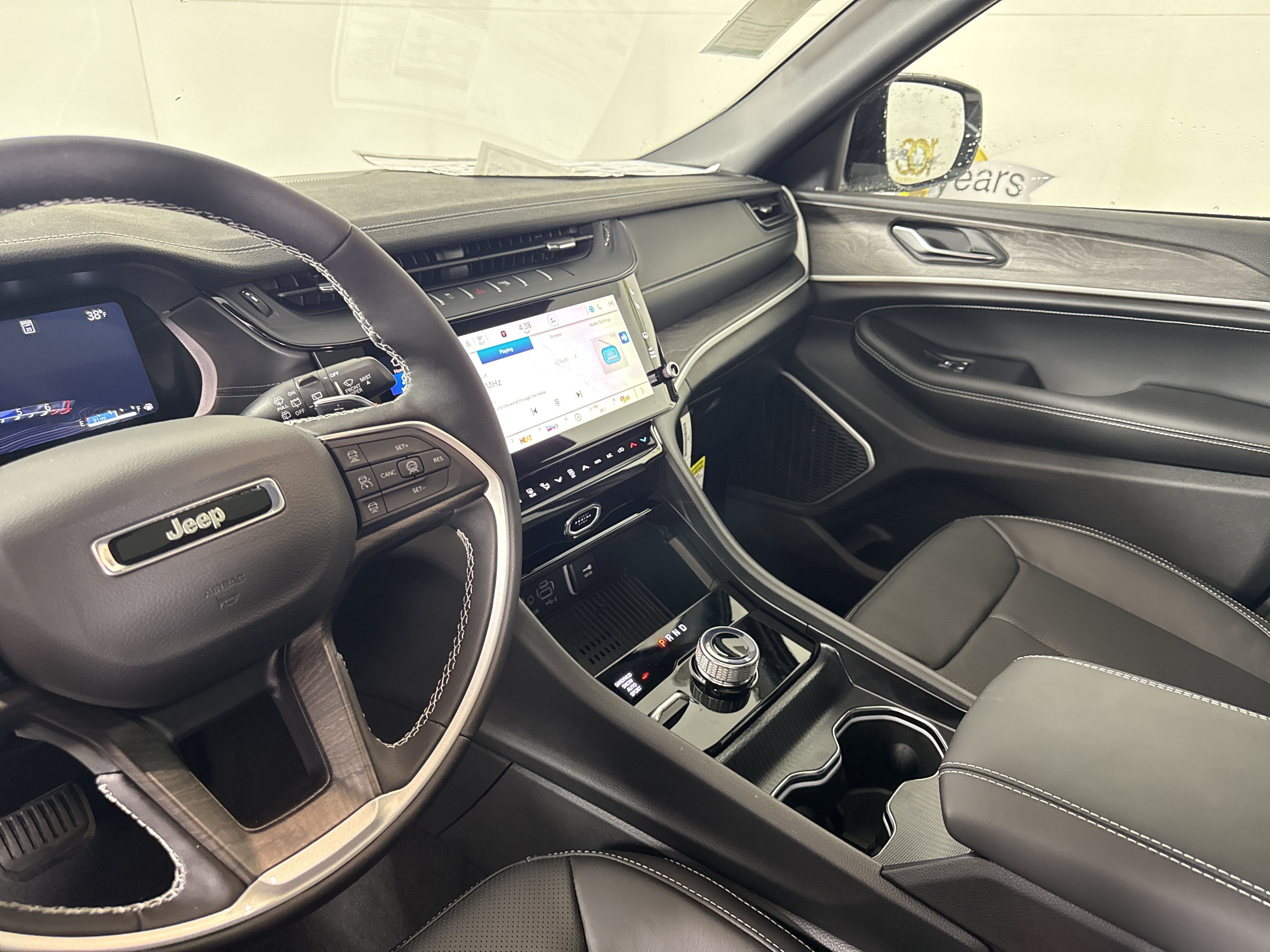 New 2026 Jeep Grand Cherokee Limited AWD/4WD image 27