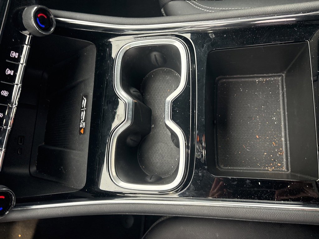 Certified 2025 Chevrolet Traverse LT image 10