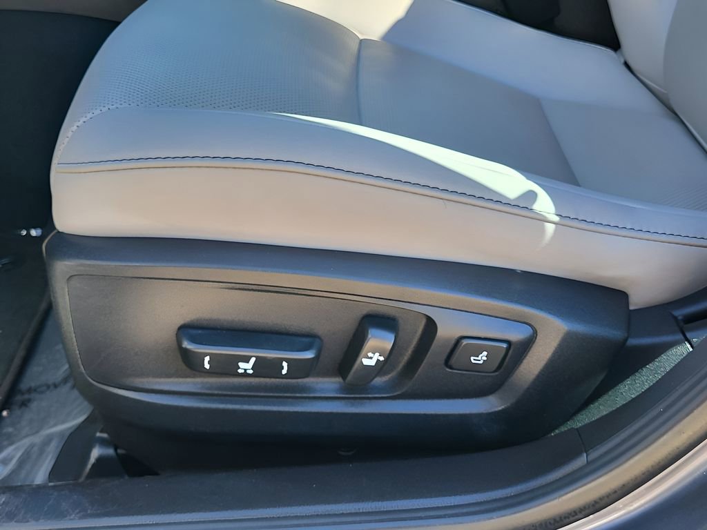 Used 2018 Lexus ES 350 w/ Navigation System Package image 13