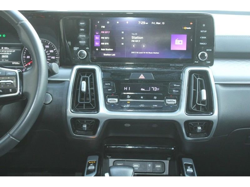 Used 2022 Kia Sorento SX AWD/4WD image 16
