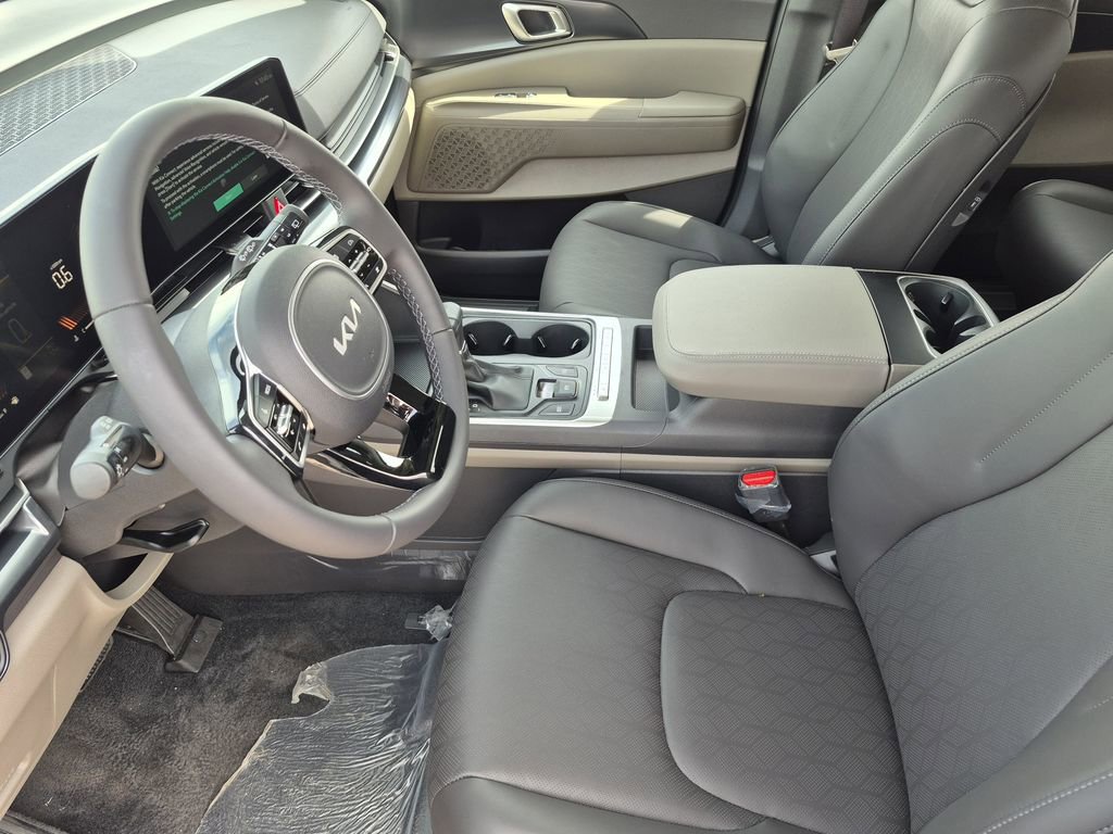 New 2026 Kia Carnival FWD image 10