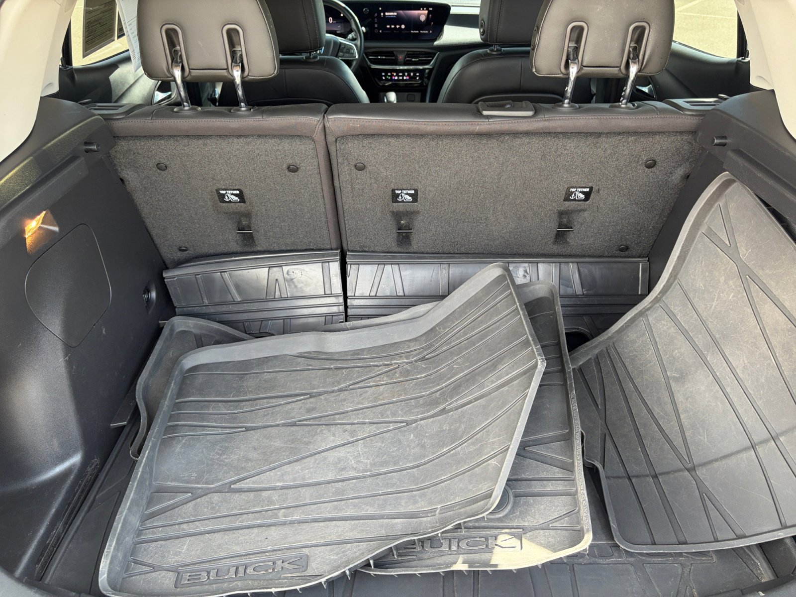 Used 2024 Buick Encore GX Avenir w/ Avenir Technology Package image 32