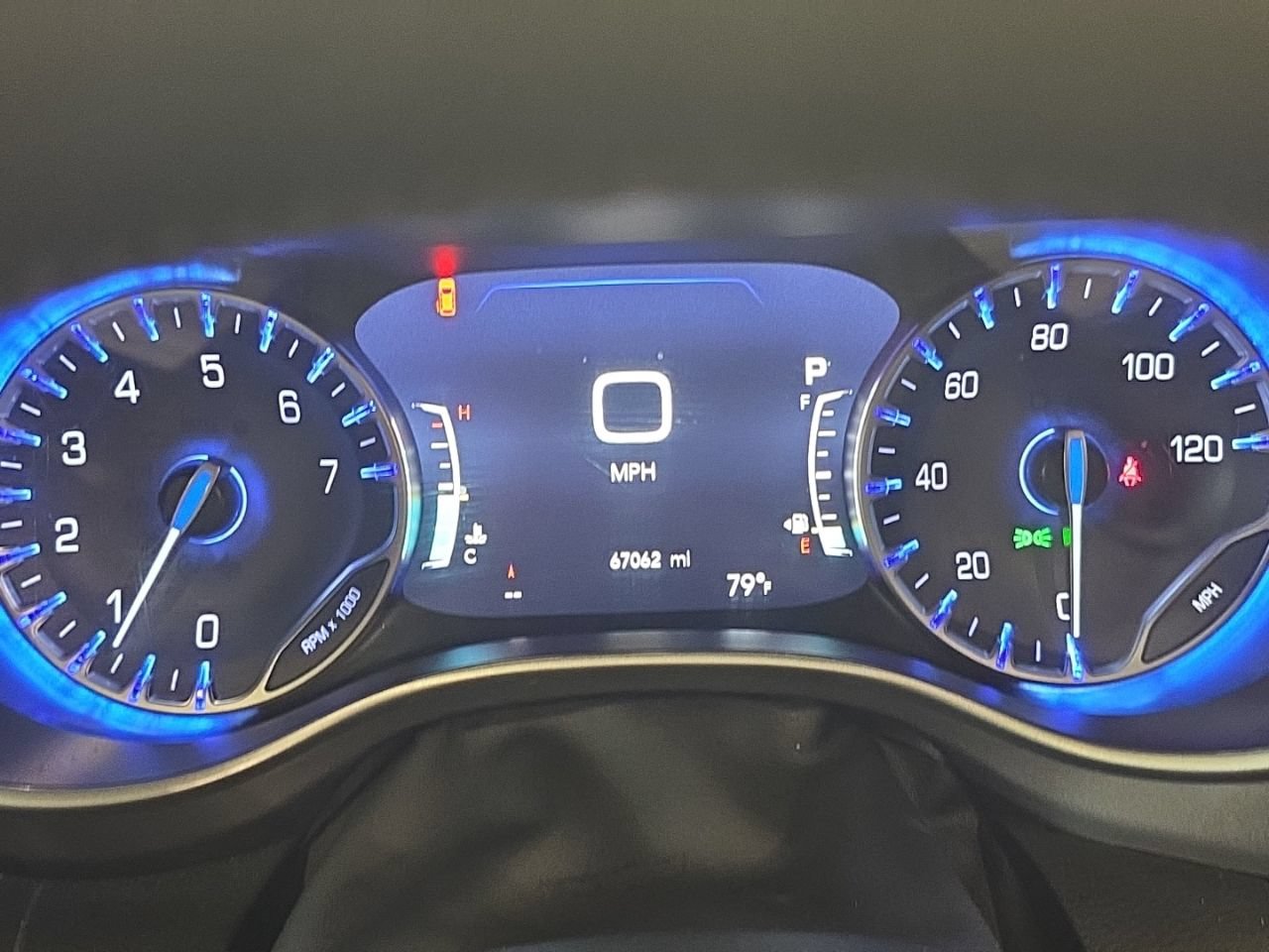 Used 2024 Chrysler Pacifica Touring-L FWD image 21