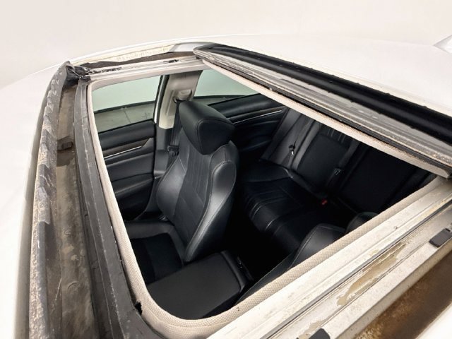 Used 2021 Honda Accord Touring image 22