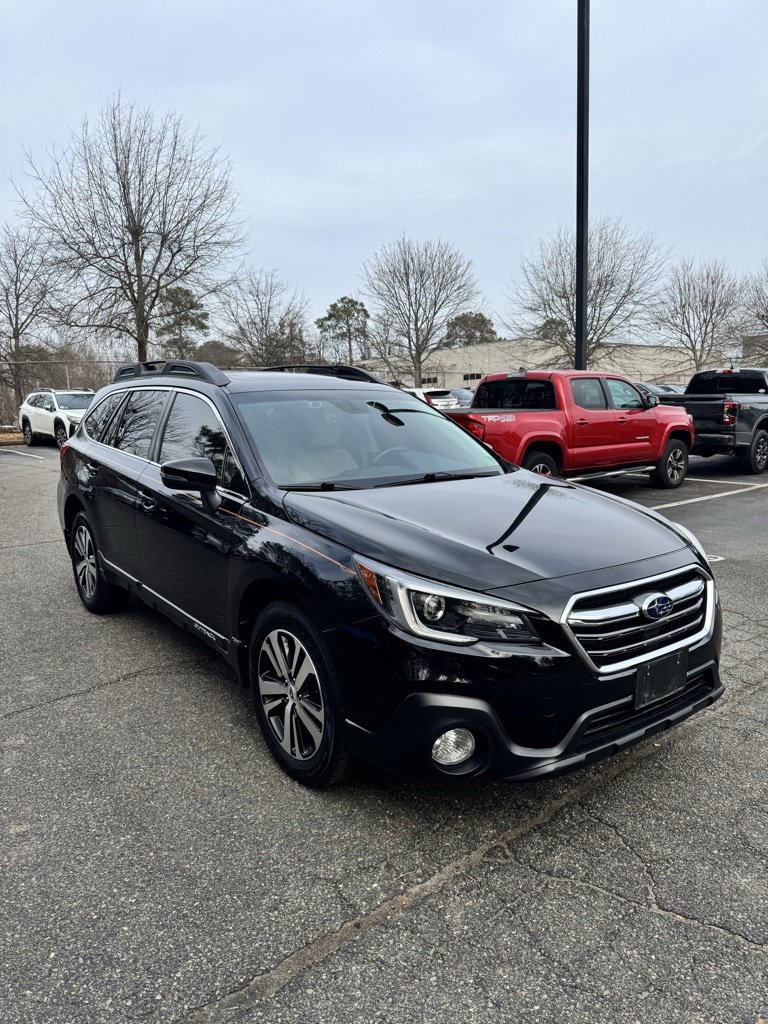 Used 2019 Subaru Outback 2.5i Limited w/ Popular Package #2 image 1