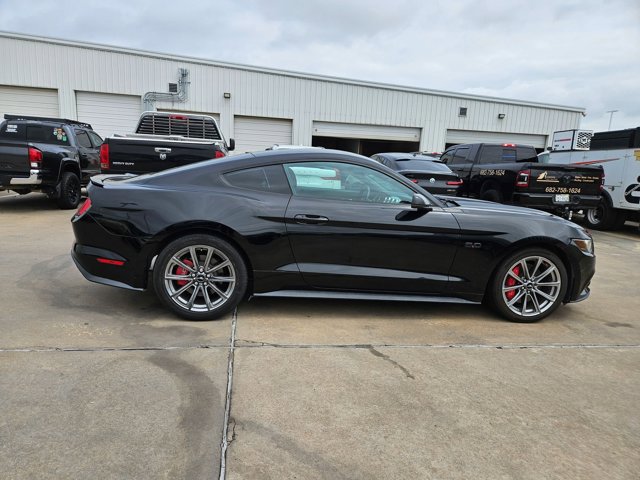 Used 2015 Ford Mustang GT Premium image 4