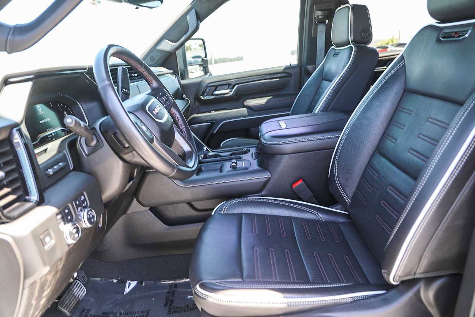 Used 2024 GMC Sierra 2500 AT4X AWD/4WD image 17