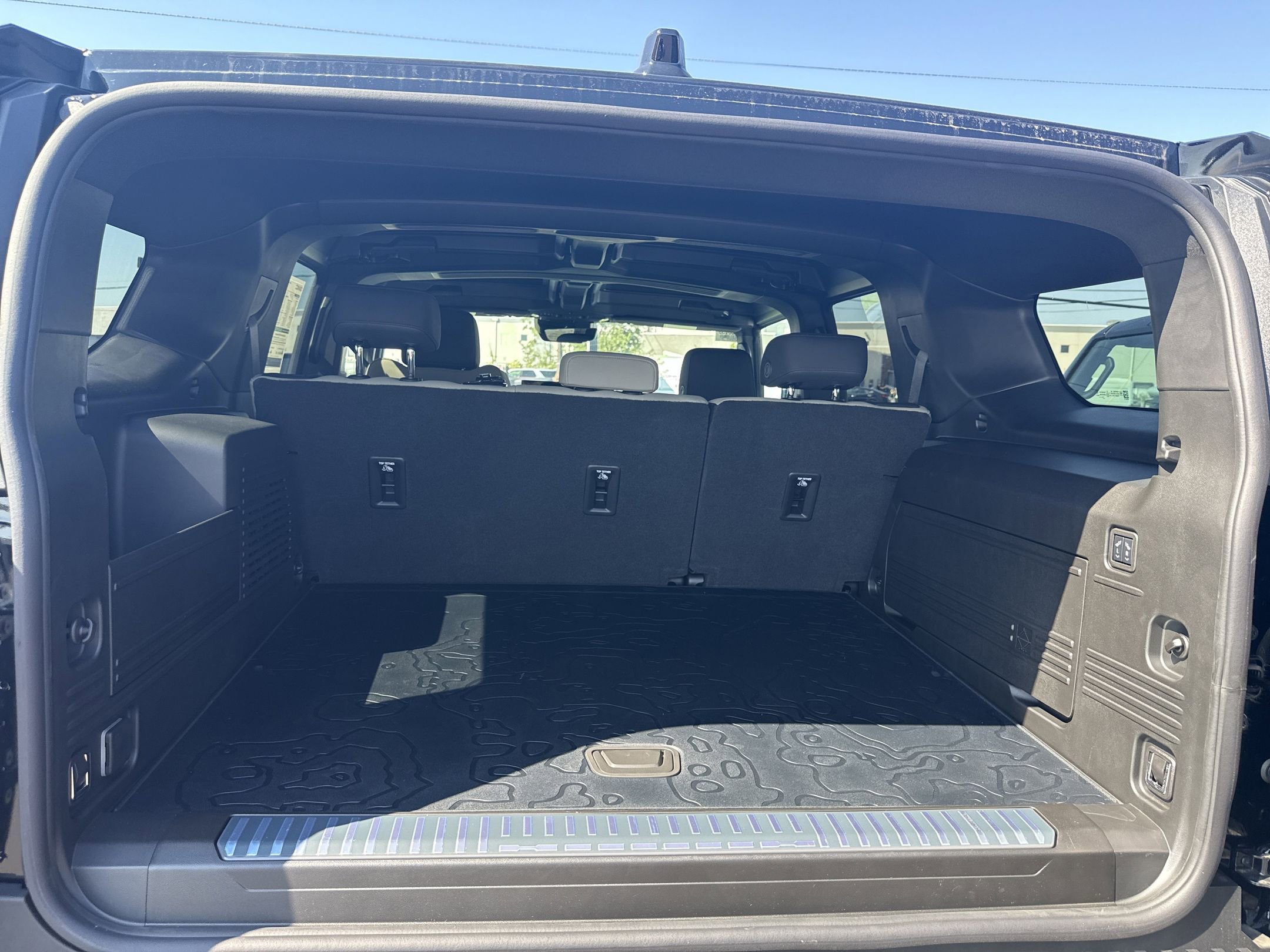 New 2026 GMC Hummer EV SUV image 28