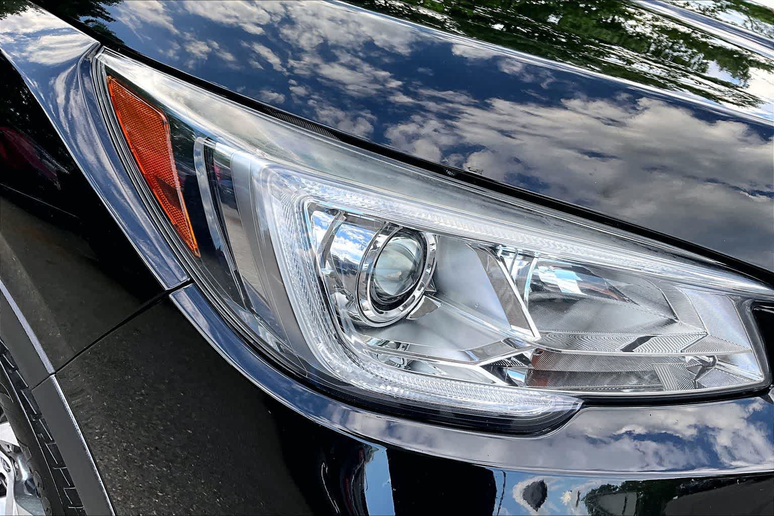 Used 2019 Subaru Ascent Premium AWD/4WD image 25