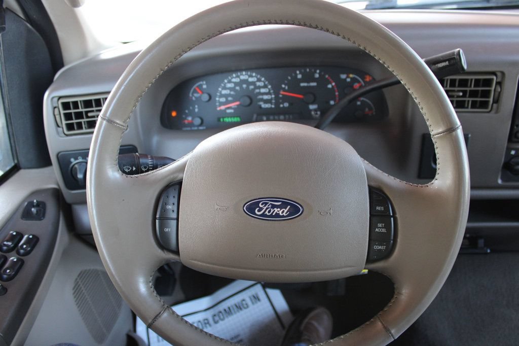 Used 2003 Ford F350 Lariat RWD image 9