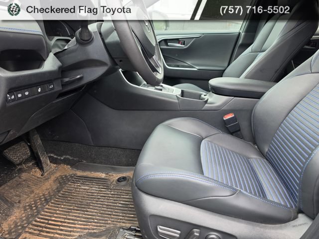 Used 2023 Toyota RAV4 XSE w/ XSE Grade Weather Package AWD/4WD image 8