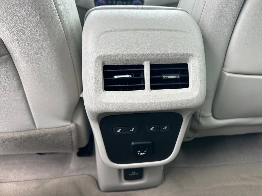 Used 2018 GMC Terrain Denali w/ Comfort Package FWD image 23