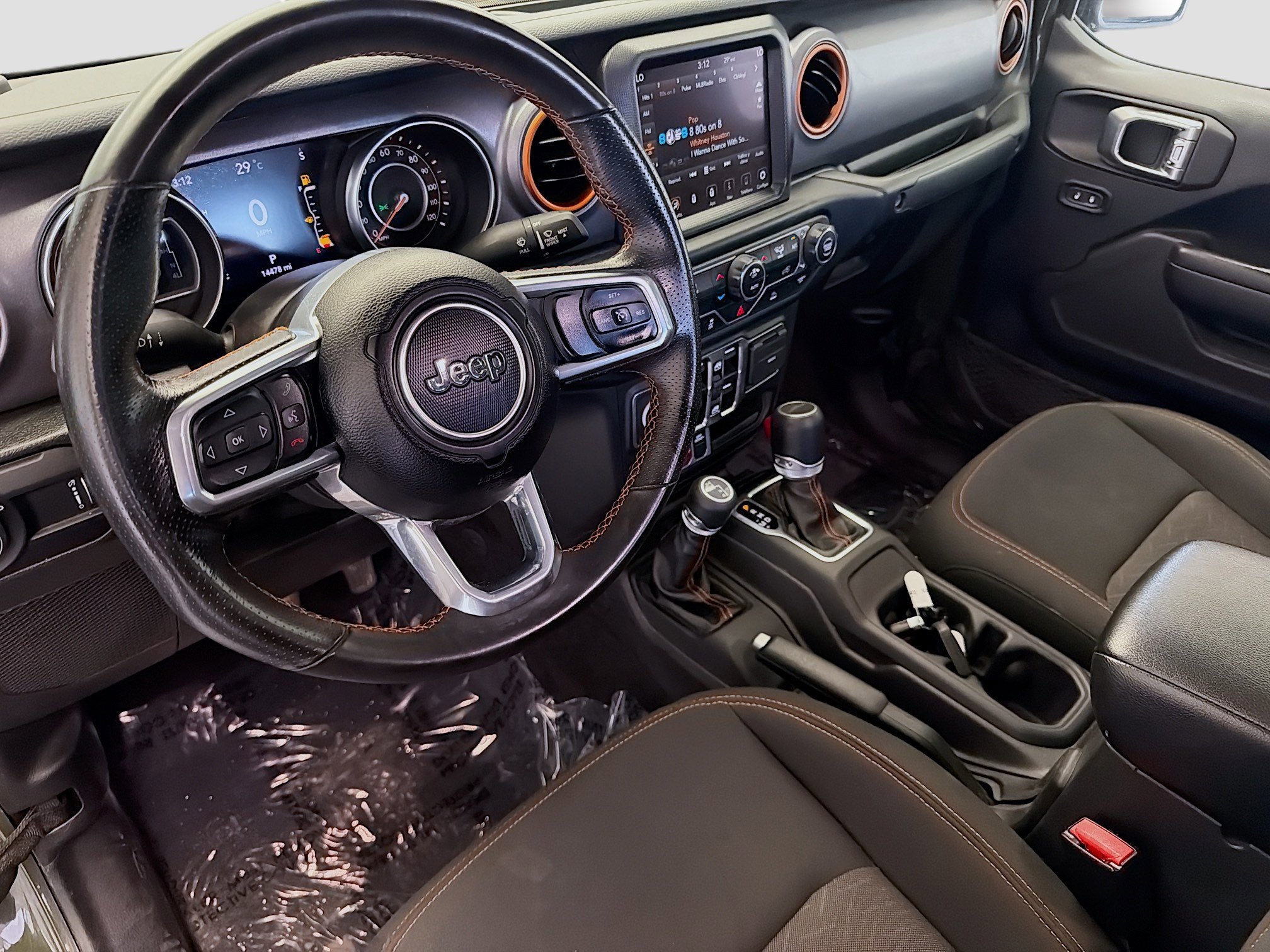 Used 2023 Jeep Gladiator Mojave AWD/4WD image 7