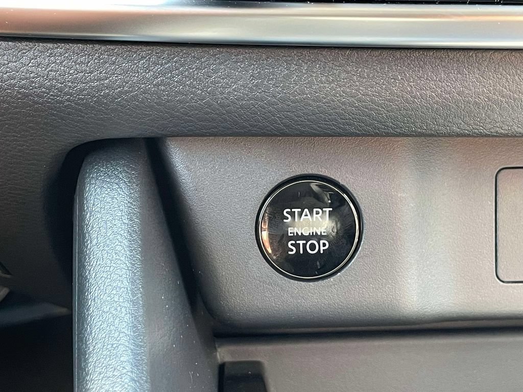 New 2026 Nissan Rogue SV FWD image 29