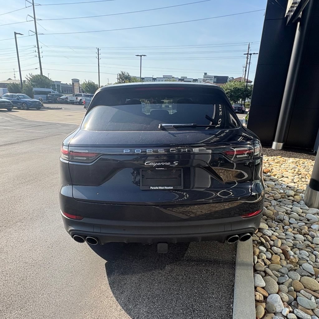 Used 2021 Porsche Cayenne S AWD/4WD image 7