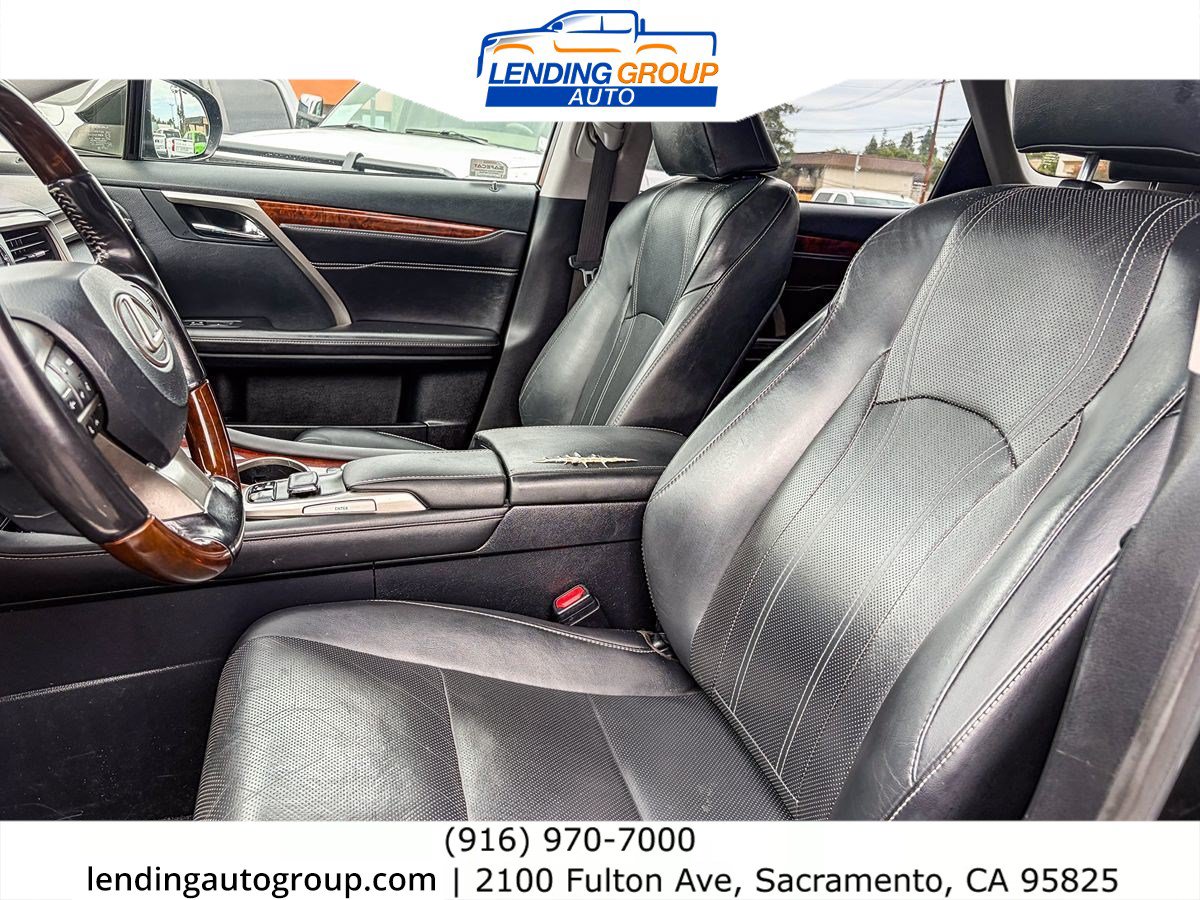 Used 2018 Lexus RX 450hL Premium w/ Premium Package AWD/4WD image 17